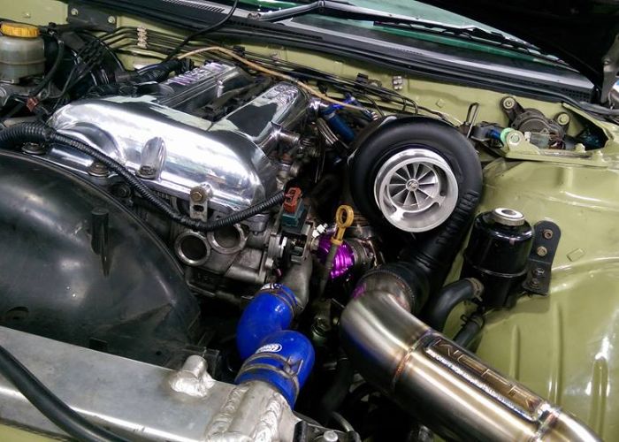 SR20 Top Mount Manifold